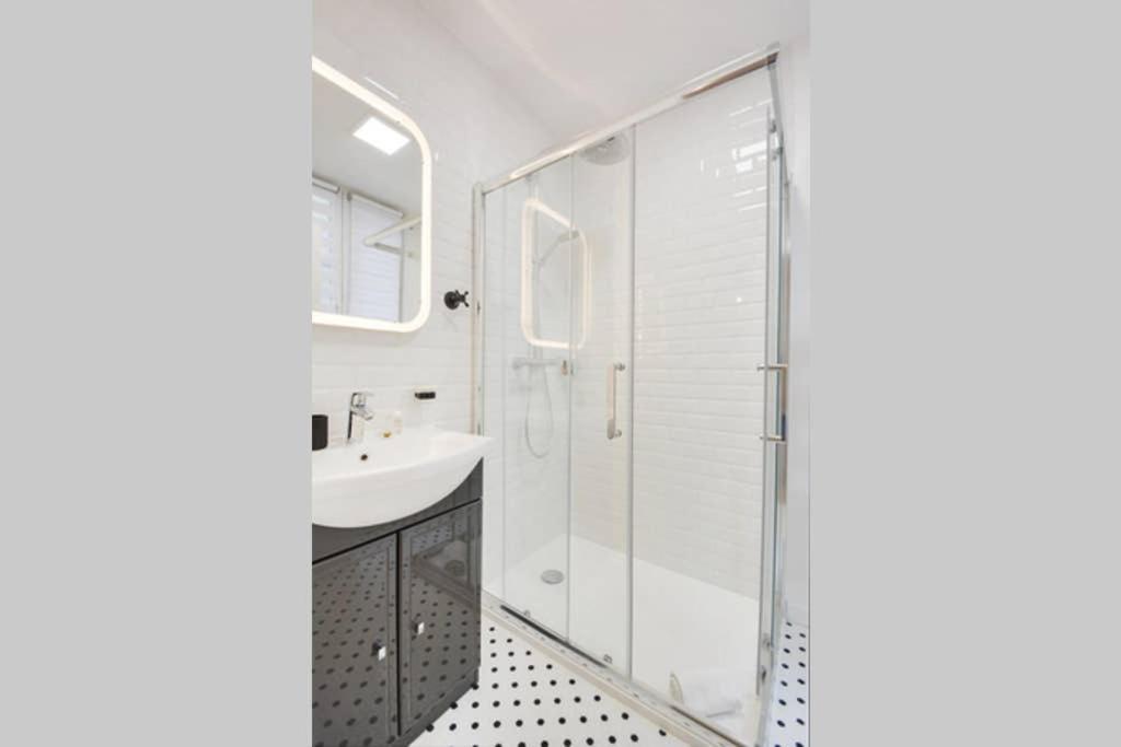 パリLuxueux Duplex 6 - 8Pers - Full Equipped - Republiqueアパートメント エクステリア 写真